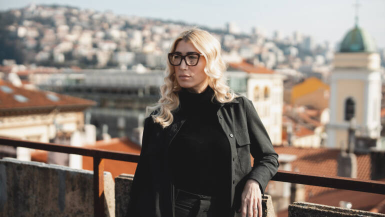 Iva Znaor i Iva Frankić udružile snage u novoj kampanji riječkog brenda Damir TAU